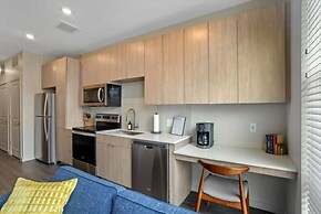 CozySuites at Lawrenceville