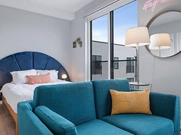 CozySuites at Lawrenceville