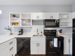 CozySuites at Lawrenceville