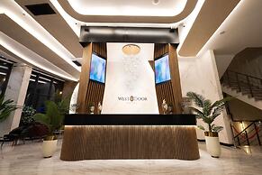 West Door Hotel