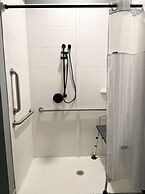 Hawthorn Extended Stay by Wyndham Mount Laurel / Moorestown