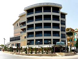 One to One Hotel & Apartments