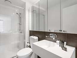 ReadySet Apartments at Manhattan