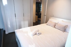 ReadySet Apartments at Manhattan