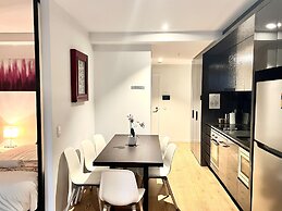 ReadySet Apartments at Manhattan