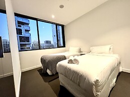 ReadySet Apartments at Manhattan