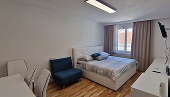 Exclusive serviced flat on Taborstraße