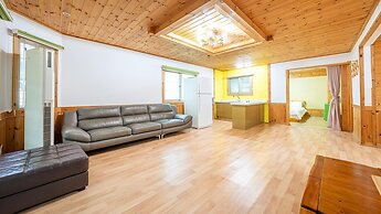 Gyeongju Pensionstory