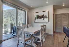 Clearwater Lofts - 3 Bedroom Luxury Condo Near Lakeside Village