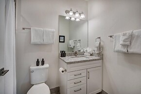 Clearwater Lofts - New! Modern 2 Bedroom Near Keystone Lake