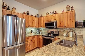 River Run Village Condos - 2 Bedroom - Walk to Lift!