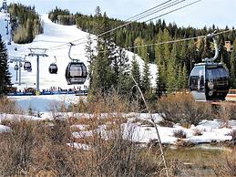 River Run Village Condos - 2 Bedroom - Walk to Lift!