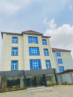 Light Spring Hotel