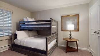 Lionshead Village 3 Bedroom Boutique Resort Condo - Walk to Gondola!