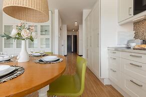 Sielecka Apartment Warsaw by Renters