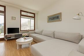 Sielecka Apartment Warsaw by Renters