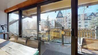 Landmark Condos 2 Bedroom in Lionshead Village