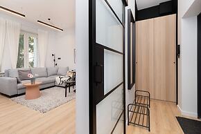 Atmospheric Jagielly by Renters