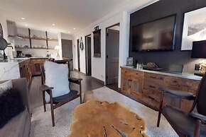Vail Village Bridge Street 2 Bedroom Next to Gondola One