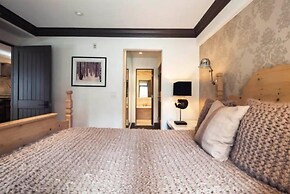 Vail Village Bridge Street 2 Bedroom Next to Gondola One