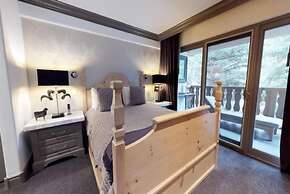 Vail Village Bridge Street 2 Bedroom Next to Gondola One