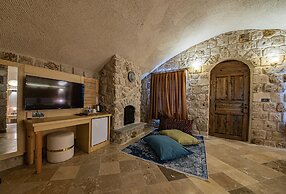 Cappadocia Hobbit House