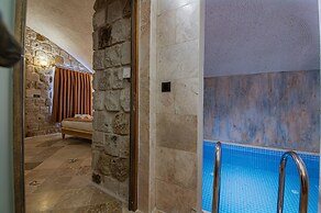 Cappadocia Hobbit House