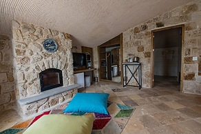 Cappadocia Hobbit House