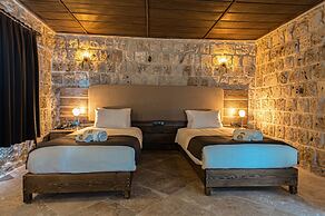 Cappadocia Hobbit House