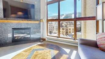 Lionshead Village Landmark Condos 3 Bedroom