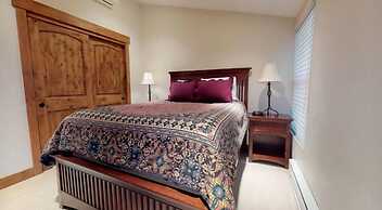 Lionshead Village Landmark Condos 3 Bedroom