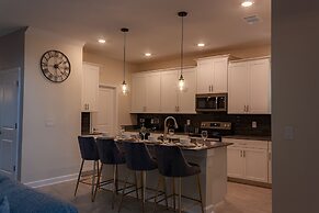 801dsd-the Retreat At Championsgate 5 Bedroom Villa by RedAwning