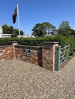 Luxury Glamping Pod With Hot Tub, fee Applies