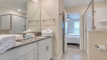 1233chd - The Retreat At Championsgate 9 Bedroom Home by RedAwning