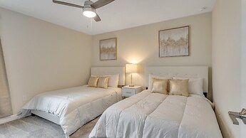 1233chd - The Retreat At Championsgate 9 Bedroom Home by RedAwning