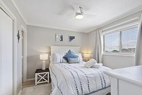 Ocean Links 2 Bedroom Villa by RedAwning