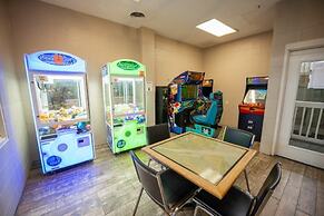 Ocean Links 2 Bedroom Villa by RedAwning