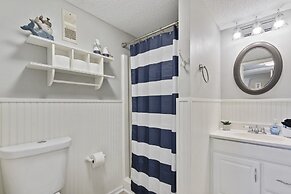 Ocean Links 2 Bedroom Villa by RedAwning