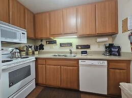 Pinenut Place 1 Bedroom Home by RedAwning