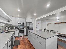 129 Park Station Escape! Cozy Condo With Pool & Hot Tub! Walking Dista