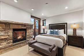 1138 Skiers Heaven! Luxury Home Close To Park City Mountain! Two Hot T