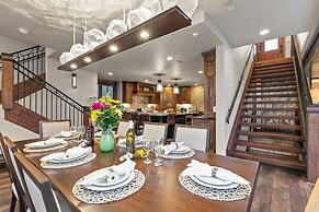 1138 Skiers Heaven! Luxury Home Close To Park City Mountain! Two Hot T