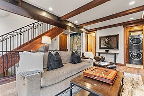 1138 Skiers Heaven! Luxury Home Close To Park City Mountain! Two Hot T