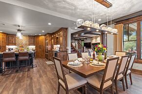 1138 Skiers Heaven! Luxury Home Close To Park City Mountain! Two Hot T