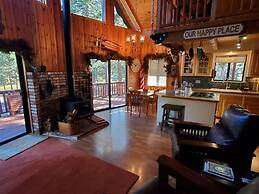 Awesome Cabin With A View! 3 Bedroom Cabin by Redawning