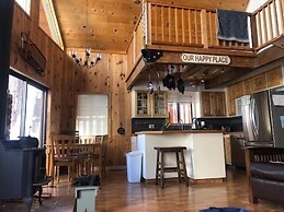 Awesome Cabin With A View! 3 Bedroom Cabin by Redawning