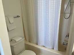 510 Surfmaster 2 Bedroom Condo by RedAwning