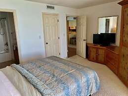 510 Surfmaster 2 Bedroom Condo by RedAwning