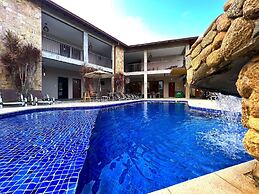 POUSADA NAAN LAZARO UBATUBA