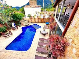 POUSADA NAAN LAZARO UBATUBA